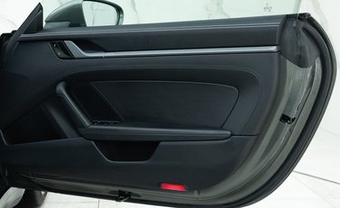 Porsche 911 Carrera (992) 19