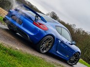 Porsche Cayman GT4 20