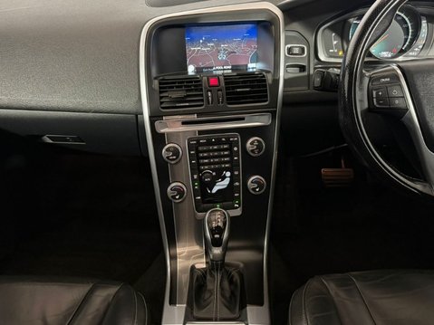 Volvo XC60 D4 R-DESIGN LUX NAV 12