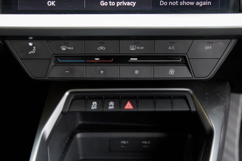 Audi A3 SPORTBACK TFSI TECHNIK MHEV 34