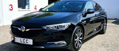 Vauxhall Insignia GRAND SPORT SRI.6 MAIN DEALER SERVICES..AIR CON.DAB RADIO..CRUISE CONTROL. 1