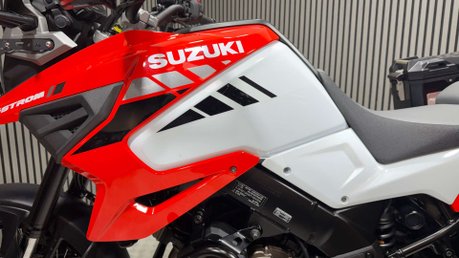 Suzuki V-Strom XT 2022 ONLY 2K FULL LUGGAGE STUNNING ADVENTURE BIKE 17