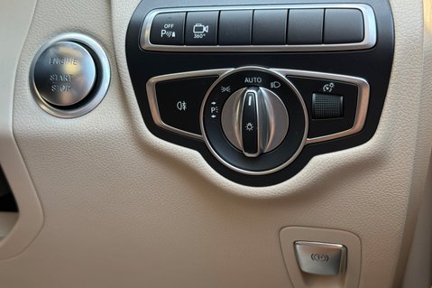 Mercedes-Benz GLC GLC 250 4MATIC SPORT PREMIUM PLUS - RARE BUILD - PAN ROOF - 360 CAMERA 52