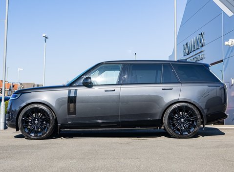 Land Rover Range Rover P615 SV LWB 3