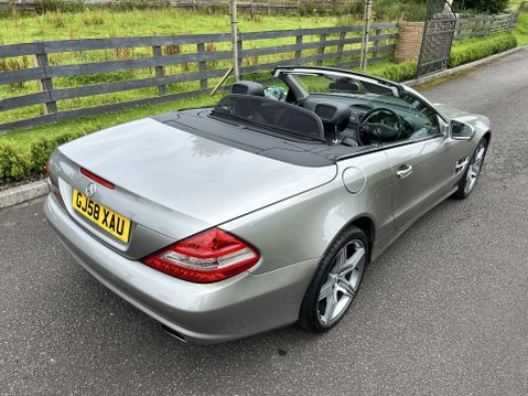 Mercedes-Benz SL Series SL350 14