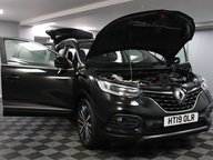 Renault Kadjar ICONIC TCE 15