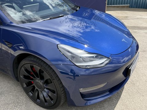 Tesla Model 3 (Dual Motor) Performance Saloon 4dr Electric Auto 4WDE (Performance Upgrade 13