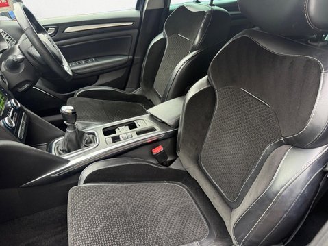 Renault Megane 1.2 TCe Dynamique S Nav Euro 6 (s/s) 5dr 12