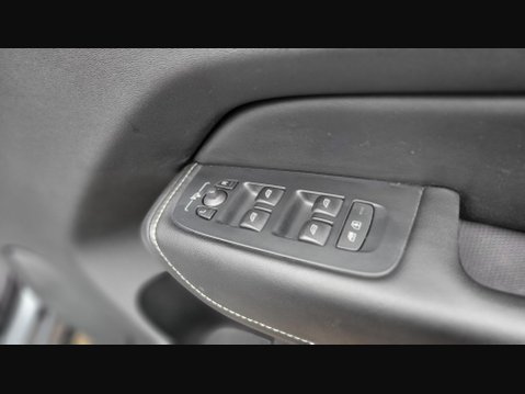 Volvo XC60 T8 TWIN ENGINE R-DESIGN PRO AWD 20