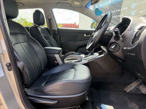 Kia Sportage 2.0 CRDi KX-3 SUV 5dr Diesel Auto AWD Euro 5 (134 bhp) 46