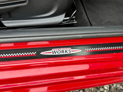 Mini Hatch JOHN COOPER WORKS 22