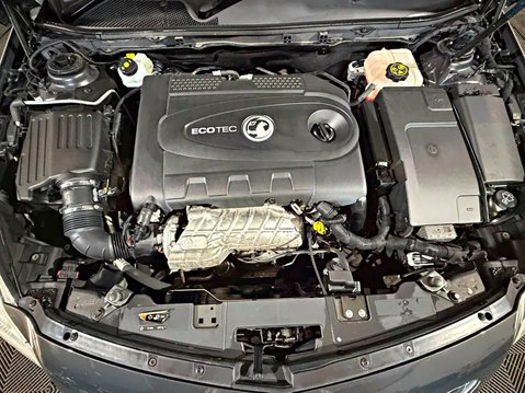 Vauxhall Insignia SE NAV CDTI 11
