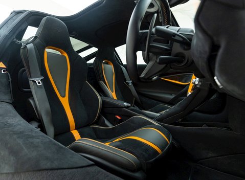 McLaren 720S Performance 12