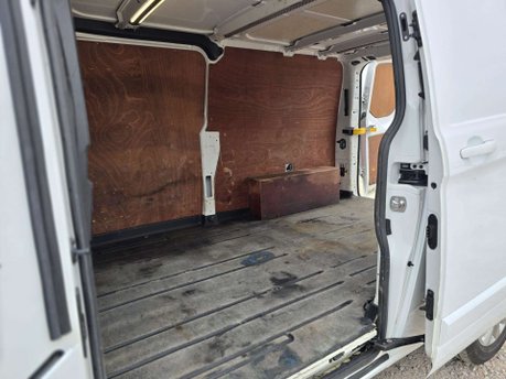 Ford Transit Custom 2.0 300 EcoBlue Limited Panel Van 5dr Diesel Manual L2 H1 Euro 6 (s/s) (130 29
