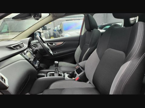 Nissan Qashqai N-CONNECTA DIG-T 29