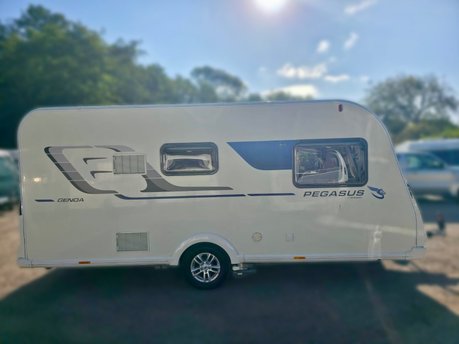 Bailey Pegasus Genoa GT65  4