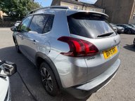 Peugeot 2008 ALLURE PREMIUM 6