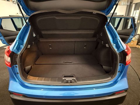 Nissan Qashqai 1.2 Qashqai Tekna+ DiG-T 5dr 38