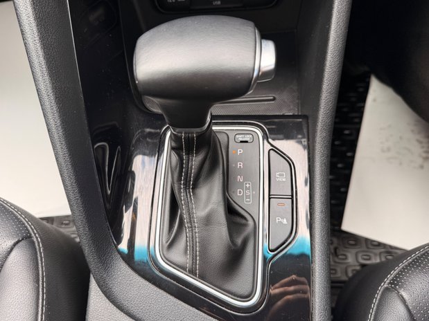 Kia Niro 3 38