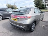 Honda Civic 1.8 ES I-VTEC 6