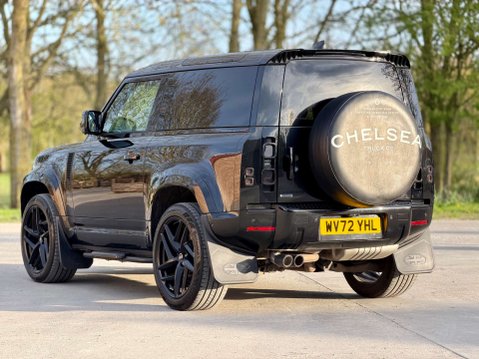 Land Rover Defender 3.0 Defender Hard Top SE D MHEV Auto 4WD 5dr 3