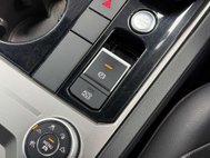 Volkswagen Touareg 3.0 TDI V6 R-Line SUV 5dr Diesel Tiptronic 4Motion Euro 6 (s/s) (286 ps) 60