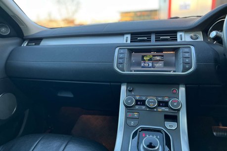 Land Rover Range Rover Evoque 2.0 TD4 SE Tech SUV 5dr Diesel Auto 4WD Euro 6 (s/s) (180 ps) 14