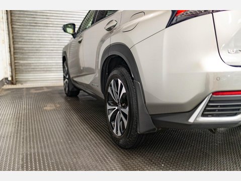 Lexus NX 2.5 300h GPF Premium SUV 5dr Petrol Hybrid E-CVT 4WD Euro 6 (s/s) (197 ps) 67