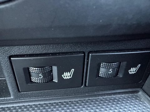 Mazda MX-5 2.0i Sport Tech Roadster Euro 5 2dr 14