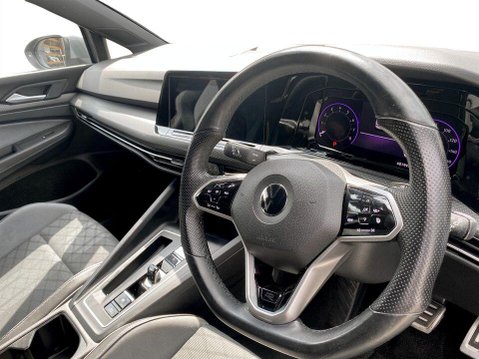 Volkswagen Golf 1.5 eTSI MHEV R-Line Hatchback 5dr Petrol Hybrid DSG Euro 6 (s/s) (150 ps) 18
