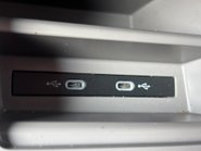 Volkswagen Crafter CR35 L3 H2 140 ps Tdi DSG Trendline Panel Van 27