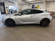 Vauxhall Astra GTC 1.4T 16V SRi Euro 5 (s/s) 3dr 5