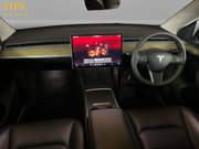 Tesla Model Y (Dual Motor) Long Range SUV 5dr Electric Auto 4WDE (384 bhp) 17