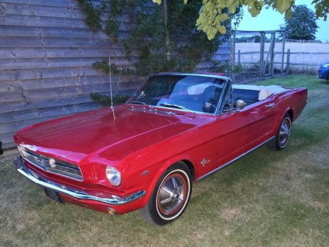 Ford Mustang Convertible 1
