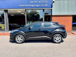 Toyota C-HR 1.8 C-HR Icon HEV CVT 5dr 11