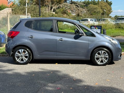 Kia Venga 4 AUTOMATIC 2