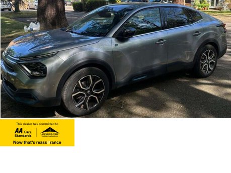 Citroen C4 X e-C4 X Shine + 4dr