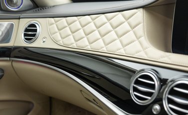 Mercedes-Benz S Class S650 MAYBACH 21