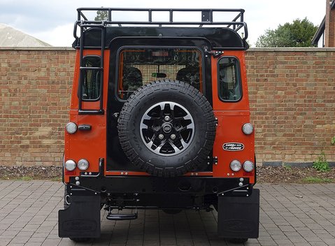 Land Rover 90 Adventure 16