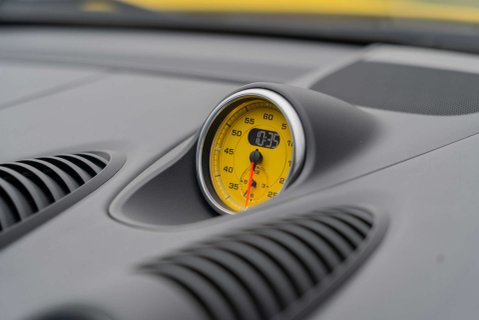 Porsche 718 Cayman GTS 17