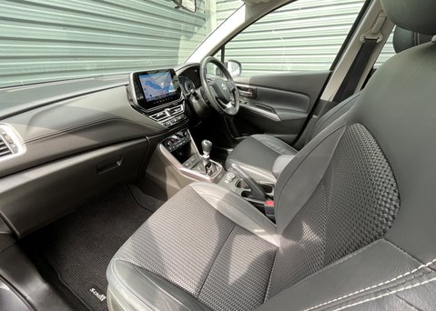 Suzuki SX4 S-Cross ULTRA BOOSTERJET ALLGRIP MHEV 15