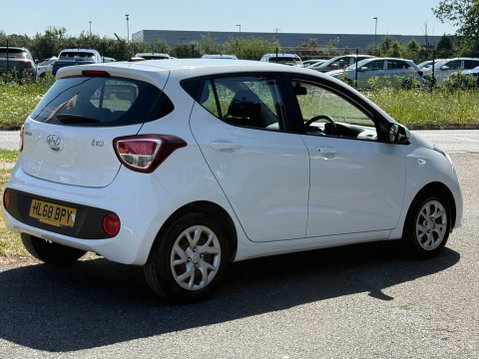 Hyundai i10 SE AUTOMATIC 4