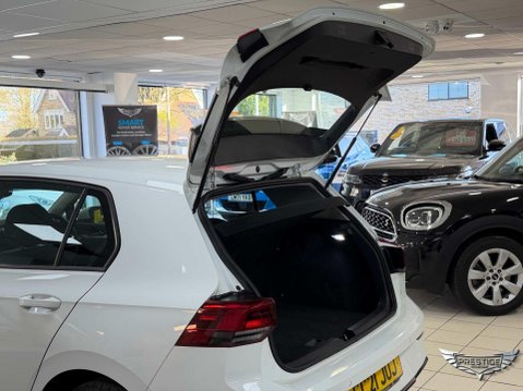 Volkswagen Golf 1.5 TSI Life Euro 6 (s/s) 5dr 41