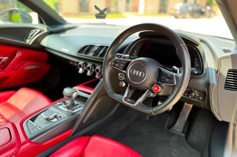 Audi R8 5.2 FSI V10 Plus S Tronic quattro Euro 6 (s/s) 2dr 19