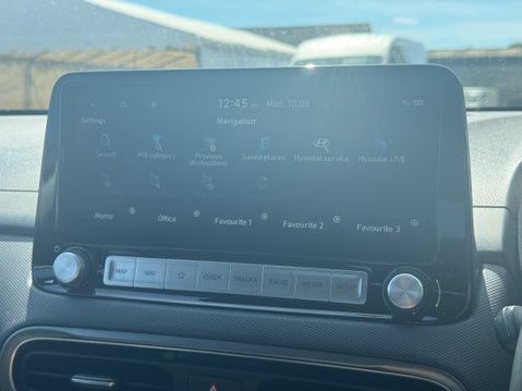Hyundai KONA 39kWh Premium SUV 5dr Electric Auto (10.5kW Charger) (136 ps) 19