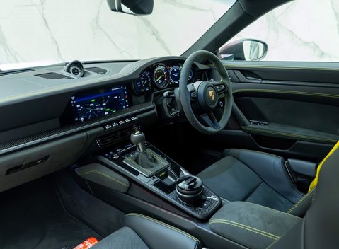 Porsche 911 GT3 (992) 9