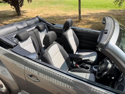 Volkswagen Beetle DESIGN TSI BLUEMOTION TECHNOLOGY DSG 34