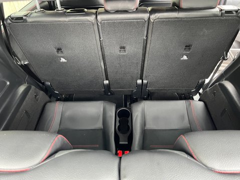Mercedes-Benz GLB 2.0 GLB220d AMG Line (Premium) SUV 5dr Diesel 8G-DCT 4MATIC Euro 6 (190 ps) 16
