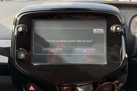Toyota Aygo VVT-I X-CITE.5 TOYOTA SERVICES.REVERSING CAMERA.A/C..1 PREVIOUS OWNER 30