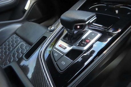 Audi RS4 2.9 TFSI V6 Carbon Black Tiptronic quattro Euro 6 (s/s) 5dr 18